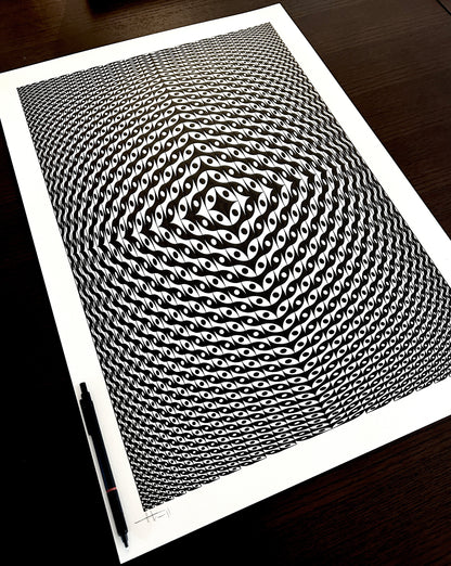 Living in the pupil of 1000 eyes